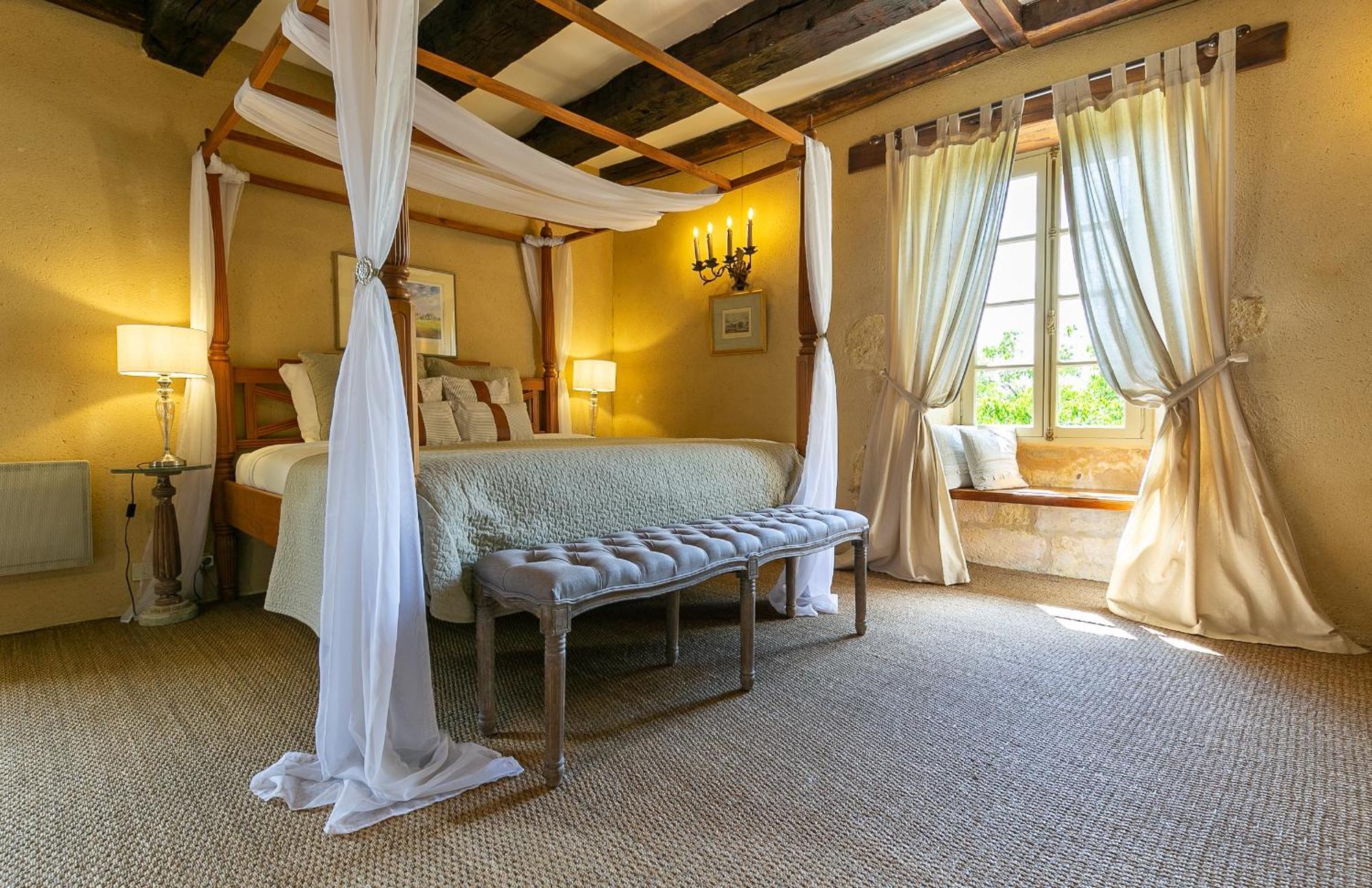 La Maison Louverie Pontours Ngoại thất bức ảnh
