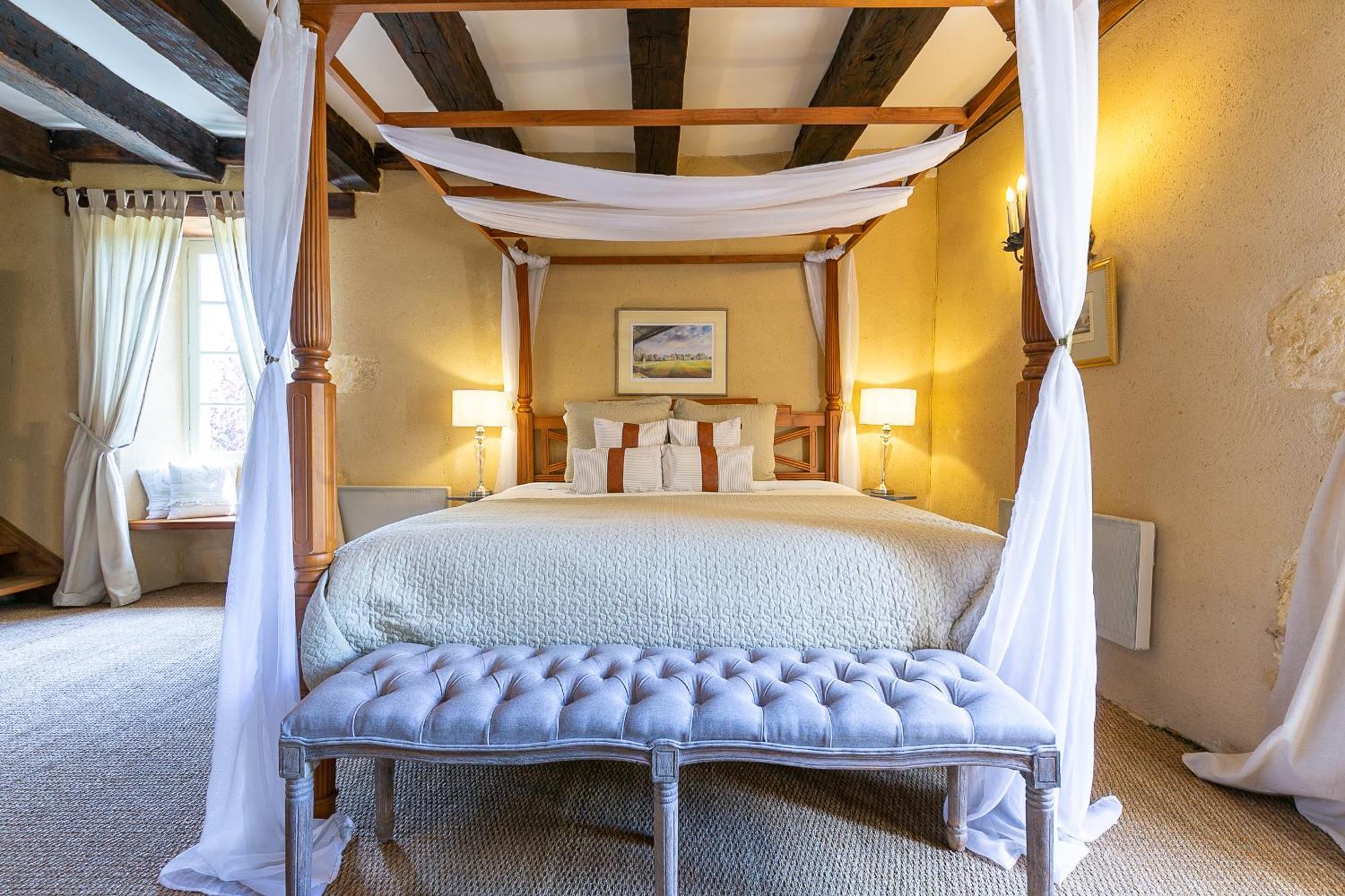 La Maison Louverie Pontours Ngoại thất bức ảnh