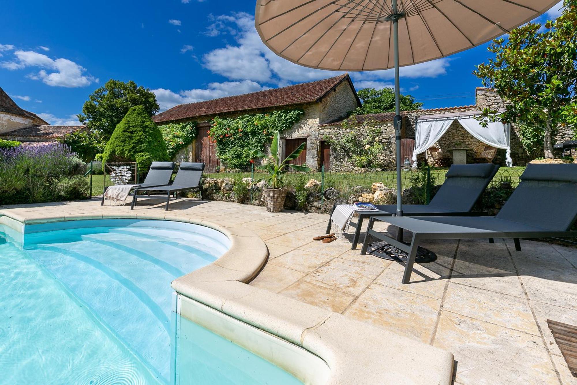 La Maison Louverie Pontours Ngoại thất bức ảnh
